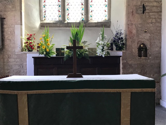 Flowers Willersey Church 2018 Altar Team