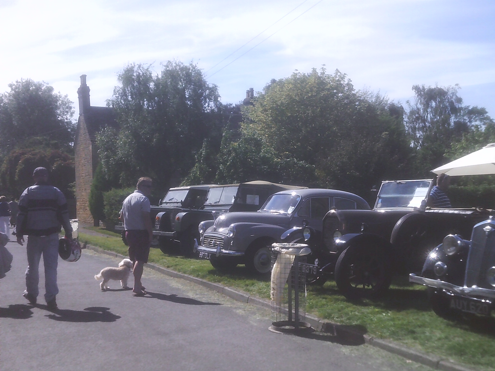 Vintage cars at the Willersey Show